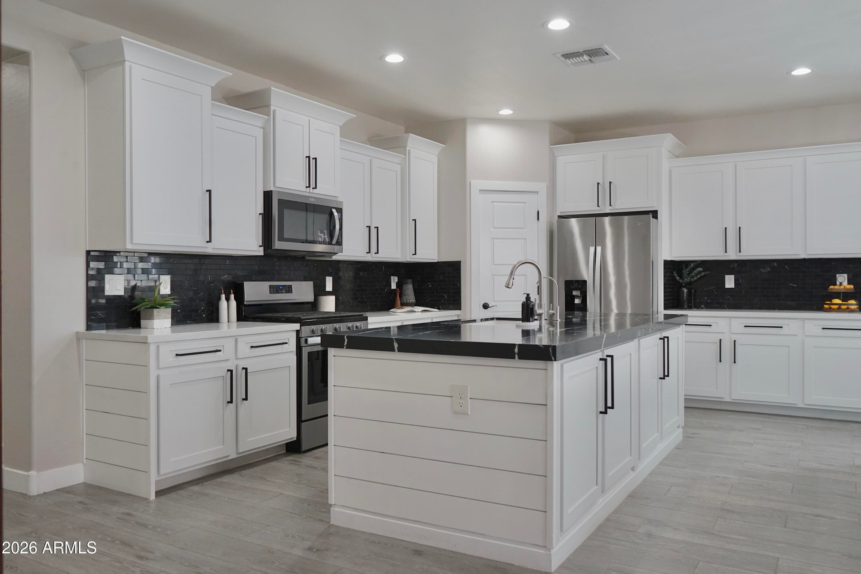 23137 E CAMINA BUENA Vista — photo 5 of 38