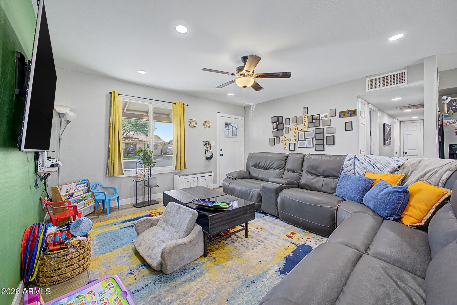 3844 W CARIBBEAN Lane — photo 5 of 28