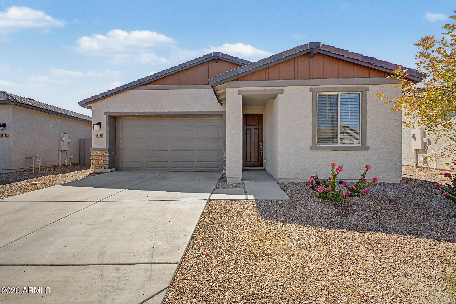 25137 W WAYLAND Drive — photo 1 of 35