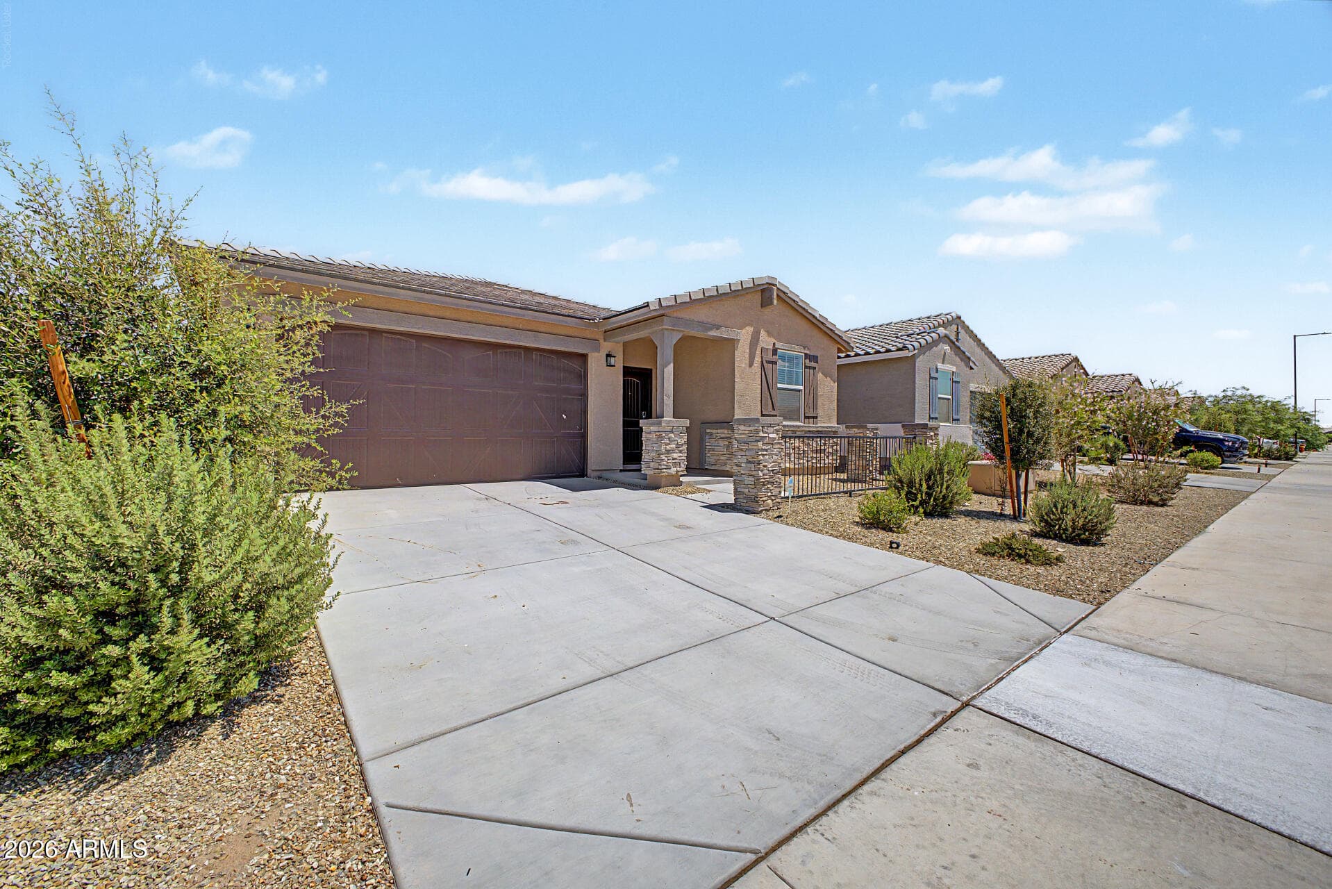 24246 W HOPI Street — photo 3 of 39