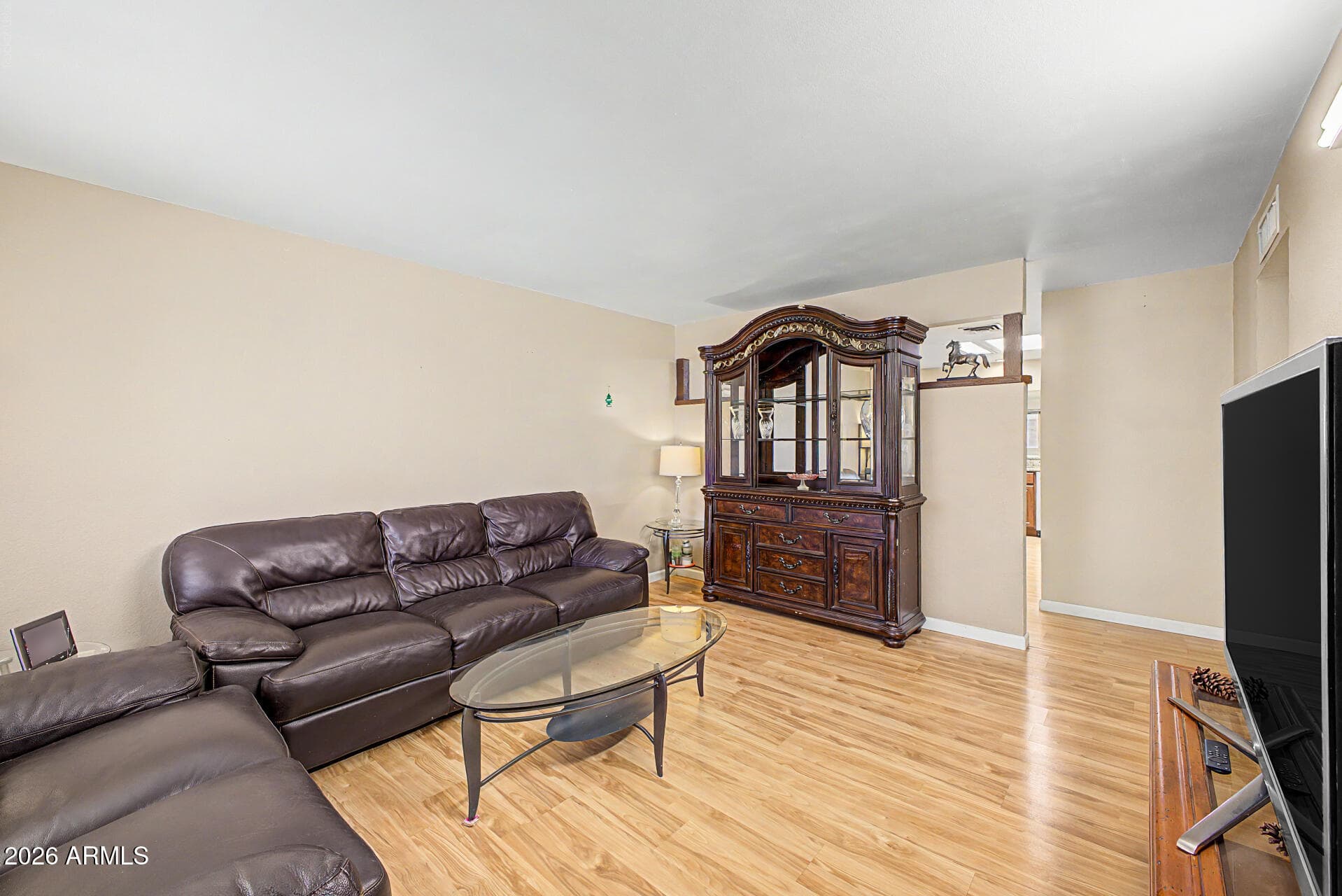 1608 W STRAFORD Drive — photo 5 of 26