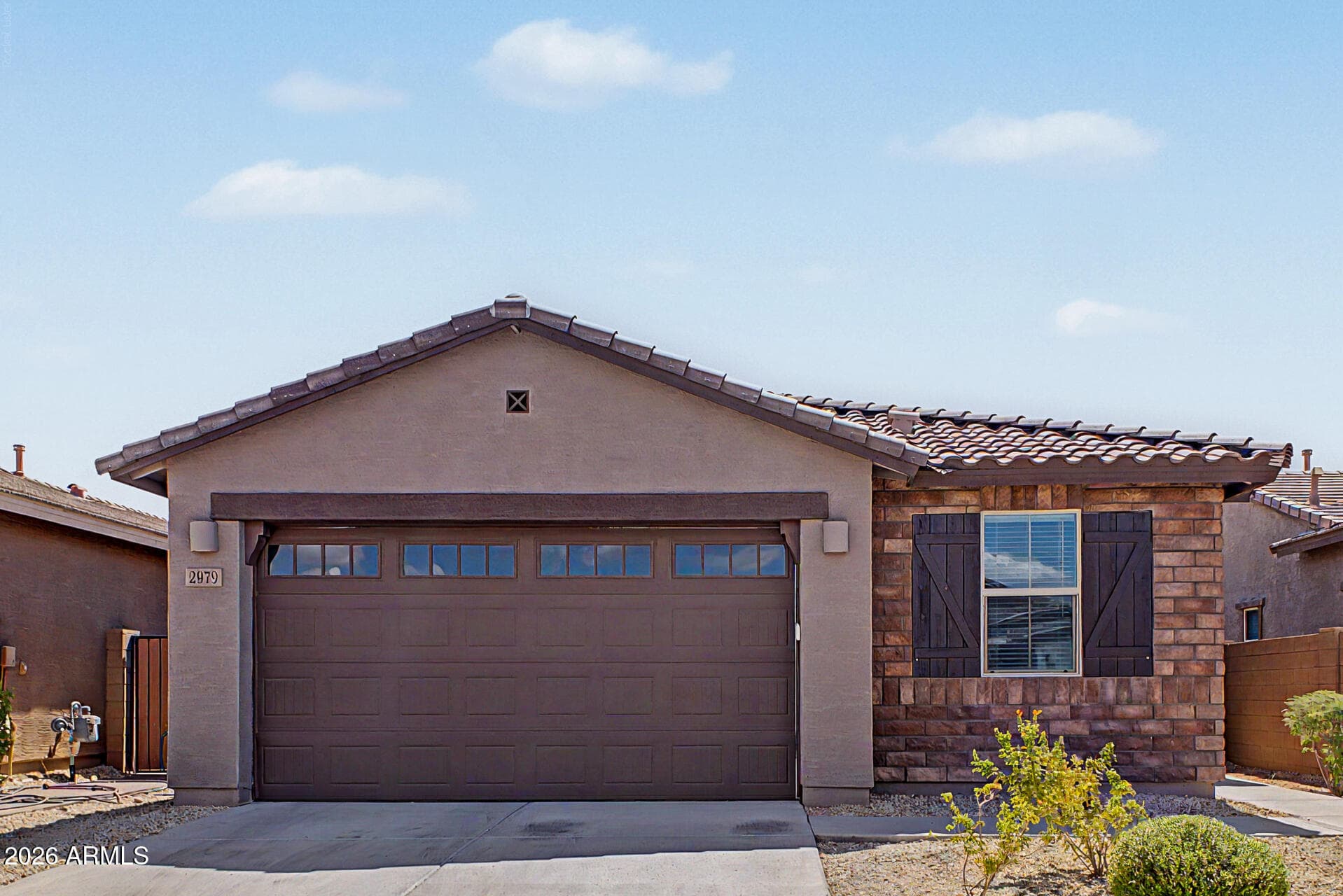 2979 E YUMA Avenue — photo 1 of 36