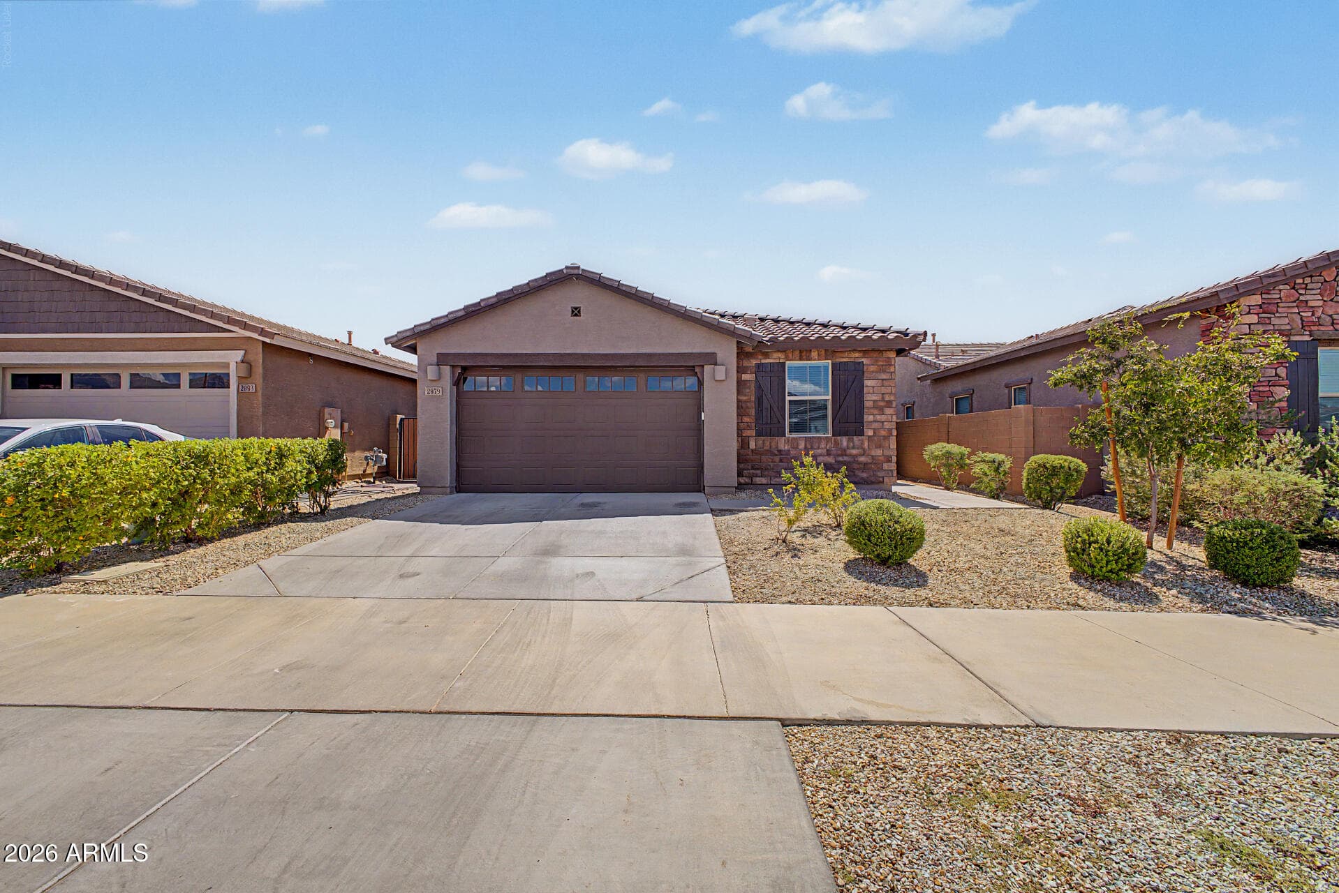 2979 E YUMA Avenue — photo 2 of 36