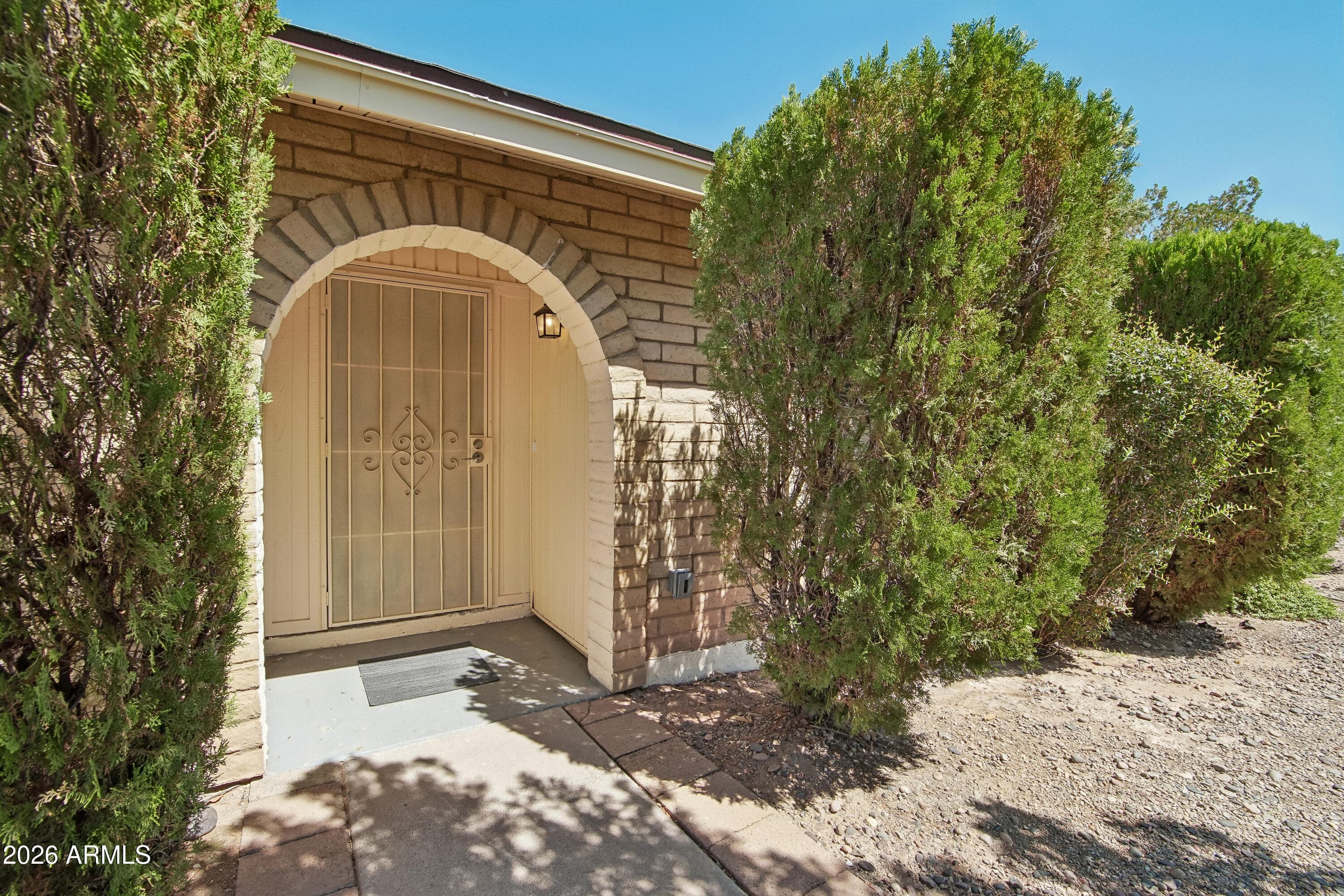 1342 W MENDOZA Avenue — photo 3 of 35