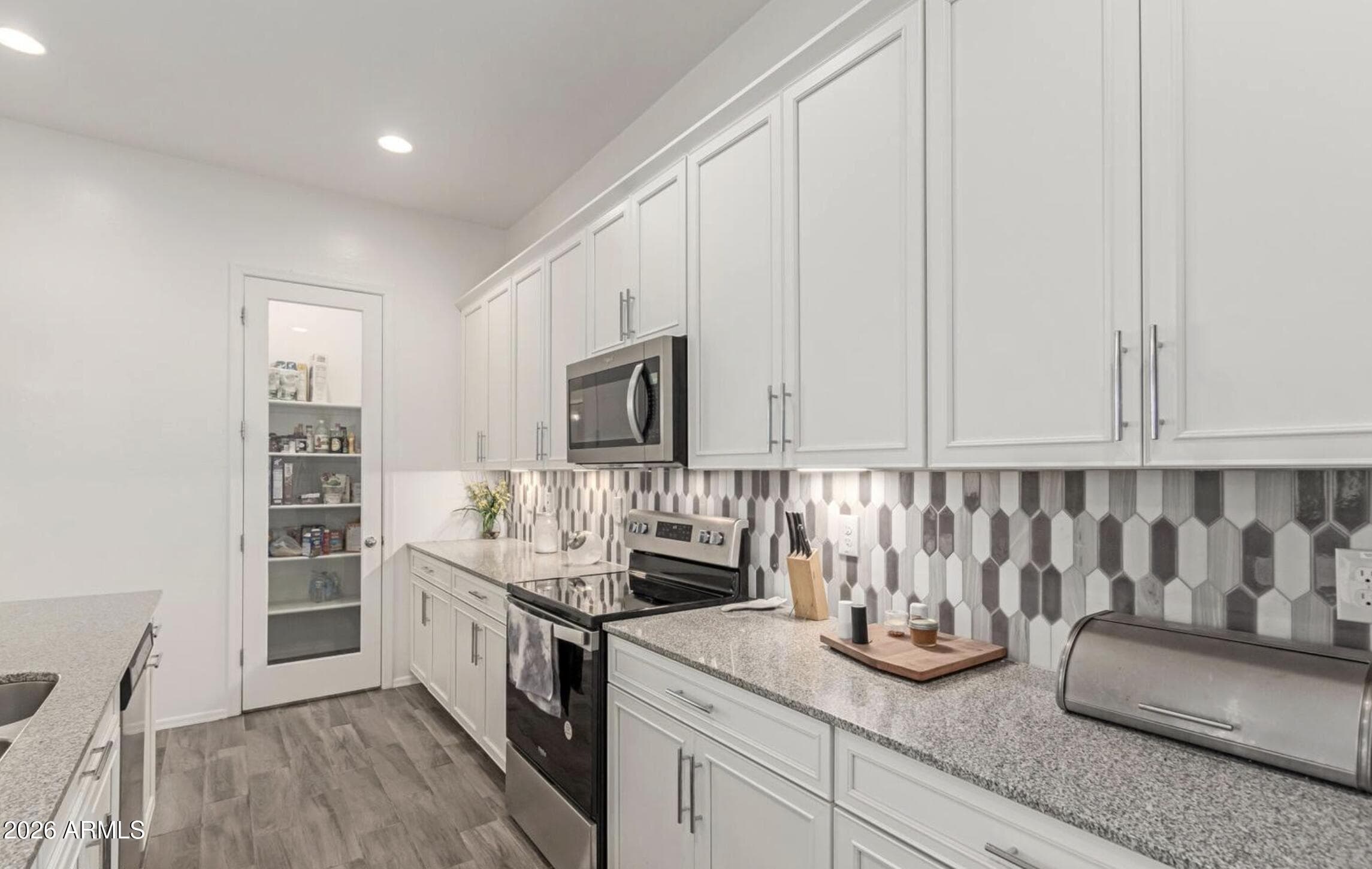 12356 W DAVIS Lane — photo 3 of 13